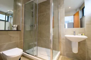 Tooley Street Apartments by Viridian Apartments - Image 5