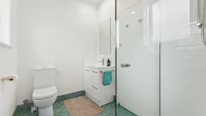 Location, Location, Location ! The Light House Cottage Narooma - Image 3