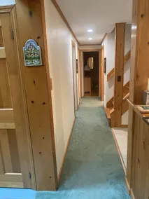 Beautiful retreat in a lake community to the enjoy the summer season.  - Image 2