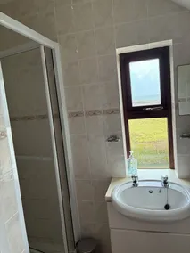 Cottage in a beautiful setting overlooking Galway Bay - Image 2