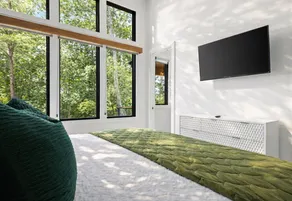 Lakeside Views meet Elevated Style and Comfort - Image 5