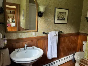 Historical Estate,  Rhinebeck w/ Farm Animals, Hot Tub, Pool,  Lake, Gardens - Image 5