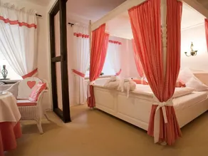 Familienzimmer, 2. Erw. + 1 Kind - Burghaus und Villa Kronenburg - Image 4