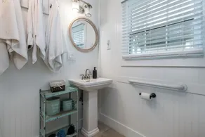 Tomball Craftman Cottage - Image 3