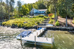 Winnipesaukee Waterfront Home And Guest House Sleeps 14  JUNE SPECIALS - Image 3