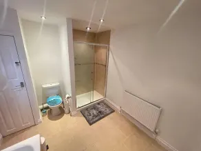 Impeccable 4-bed Home Away From Home in Swindon - Image 3