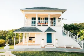 Bed & Breakfast with Lovely Pool and Breathtaking Views - Image 3