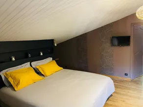Suite with whirlpool bath in the heart of the Cevennes mountains - Image 5