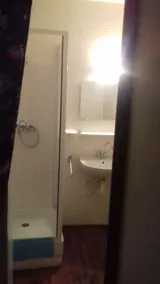 Studio dans chalets avec parking privée . - Image 2