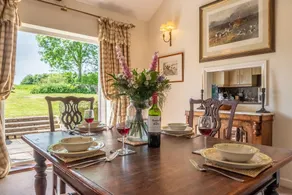 Charming cottage in beautiful countryside with a boating lake - The Calf Pens - Image 4