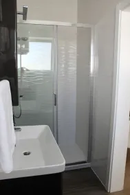 Studio House with Terrace and Pool - Image 3