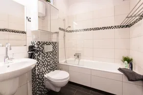 FRITZ 3 bedrooms, 2 bathrooms, 2 kitchens, 115 sqm, free wifi, box spring beds - Image 3