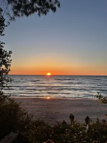 2 bedroom cottage 1 block from South Beach- hot tub, fire pit - Image 2
