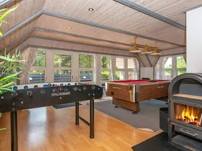 Luxury Retreat With Tennis - Image 5