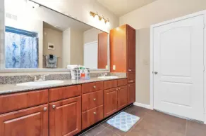 Quiet 1BR w Patio - Near Med Center, NRG, GRB & Galleria - Image 4