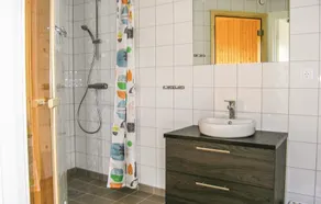 Maison acceptant les animaux domestiques à Bolmsö avec sauna - Image 3