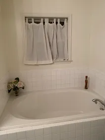 1 Mi to Colonial Beach Boardwalk! Cozy Family Home - Image 3
