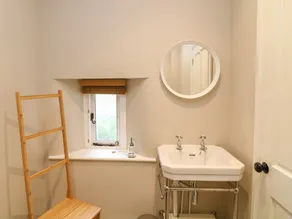 School House - Image 3