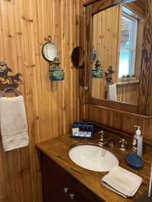 The Treehouse: Unique \"Off the Grid\" Cabin on the Lost River with stunning views - Image 3
