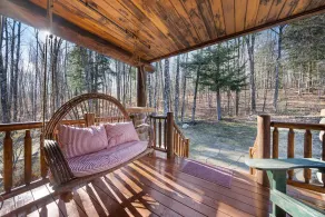 Private Lincoln Log Luxury Lodge in the Adirondacks  - Image 4