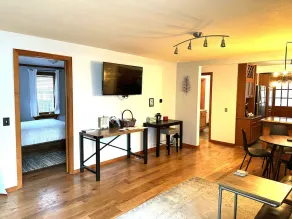 Erstaunlich Häuschen in perfekter Innenstadt CDA Lage. Perfekte Paare Urlaub! - Image 4