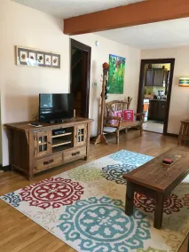 Original cozy farmhouse homestead 2 blocks from the bike path and - Image 3