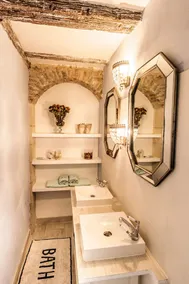 4 star stay with exceptional service in an authentic Quercy setting - Image 3