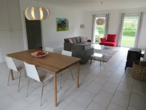 Moderne toværelses hus i vinmarkerne mellem Santenay og Nolay - Image 4