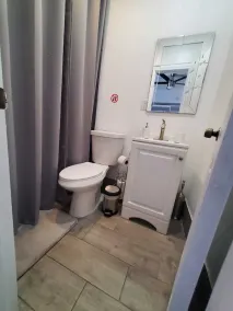 FeelAtHome - Image 2