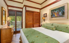 Corner Condo w/ Garden View, AC, Lanai & Shared Pool/hot Tub - Walk to the Beach - Image 4