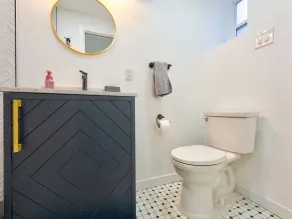 Modern & Designed Nook in lower level - Image 4