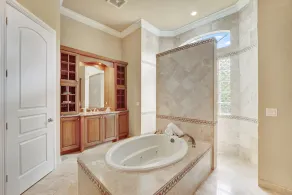 Luxurious Beach Home/Walk To Fun Beach/Gamer Room/Mins. to Downtown DelRay/WiFi - Image 4
