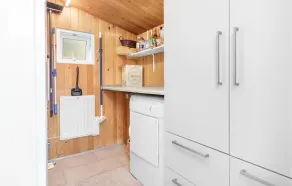 Amazing Home In Aakirkeby With Wifi - Image 4