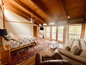 Pets/Kids love the Jacuzzi @ Large Lakeside Cabin - Image 4