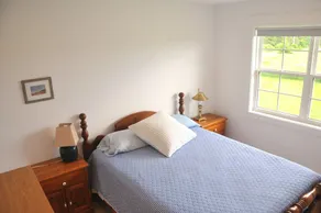 Renovated family cottage; walk to amazing beach, short drive to golf & town - Image 4