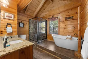 The Lazy K Cabin cabin - Image 3
