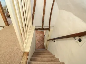 BUMBLE BEE, pet friendly, character holiday cottage in Barrowden - Image 2