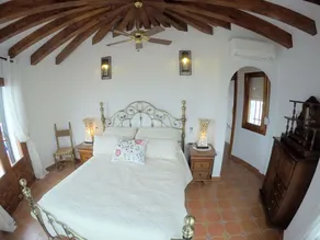 Luxury 4 Bedroom Villa - 10 berth - Private Heated Infinity Pool - with Sea View - Image 5