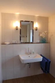 Nice, large apartment for 6 people, outside, pets welcome - Image 2