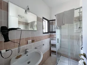 HOUSE NEAR THE SEA WITH SWIMMING POOL AND VAACA WHIRLPOOL - Image 2