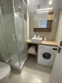 Beautiful one-bedroom apartment in an existing building—luxurious and very comfortable—located right on the harbor in Canet Plage - Image 2