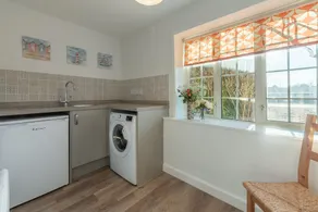 Twitchers Cottage - Image 3
