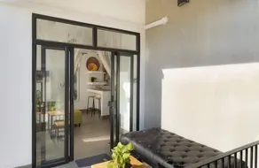Treetop Bungalows with kitchen in local village with free bikes 2km to Pub St - Image 5
