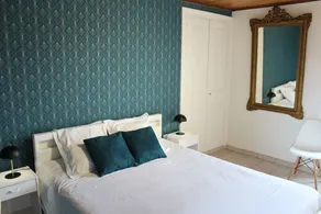 charming house in renovated farmhouse 30 minutes from Sarlat, enclosed garden. - Image 5
