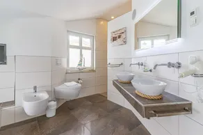 Apartamento Conforto - Mönchgut - NOVO: Cottage com lareira, 2 casas de banho, 2 quartos - pela água - Image 4