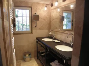 Villa Maya Large villa and amazing pool in Luberon - Image 3