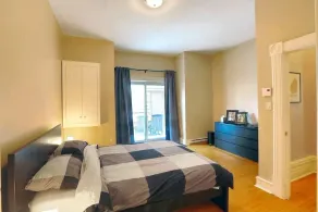 Bright and airy downtown apartment in Hull Gatineau - Image 4
