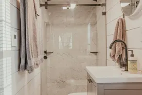Clay Baby- luxury shed conversion on the river + Epic Sauna + Cold Plunge - Image 3