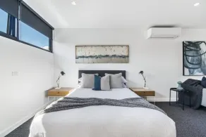 Stylish Studio with Great Amenities near Beachside - Image 5