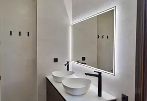 Apartment 'Luxurious Penthouse with 150m2 Terrace', Pool, Wi-Fi & A/C - Image 3